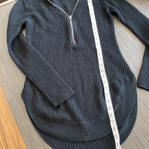 Majora ladies black sweater with zipper at the front. - Picture 7 of 7